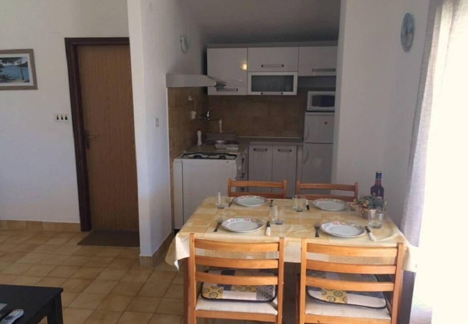 Apartments And Rooms Ognjen - Family Apartments With Free Parking Betina  Dış mekan fotoğraf
